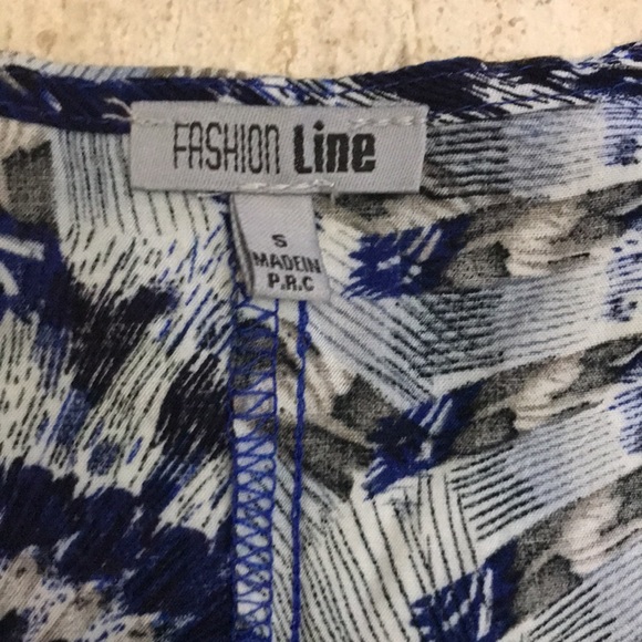 Fashion Line Blouse For Women - Picture 2 of 5